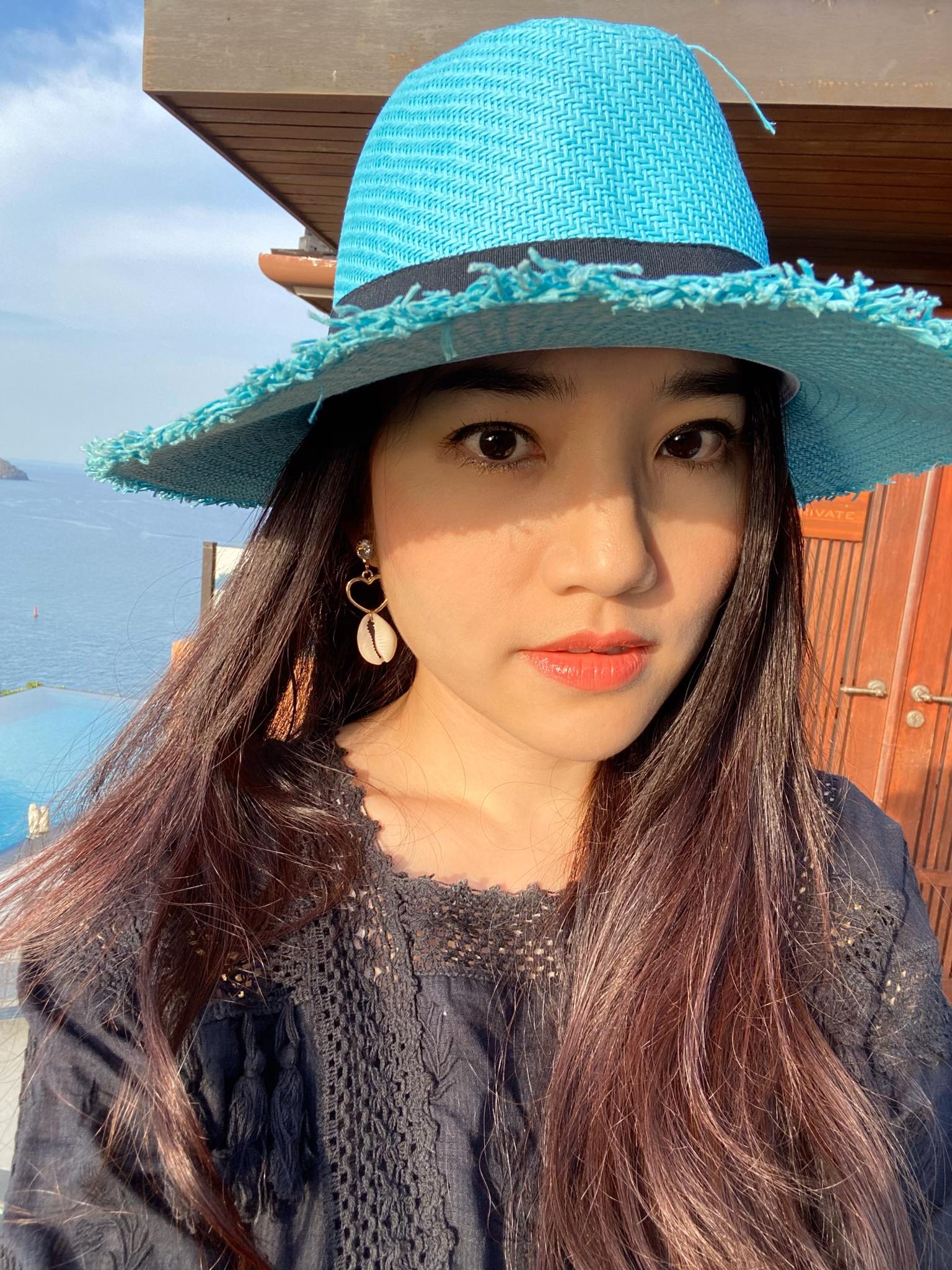 อัจฉรา เหลืองสวัสดิ์