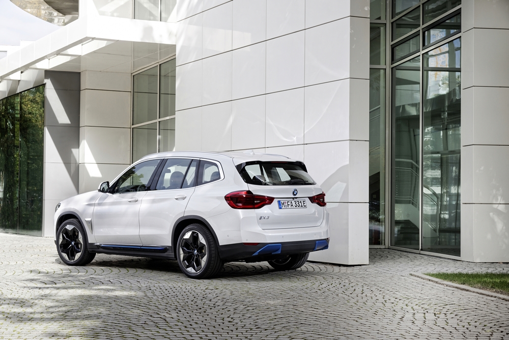 BMW iX3 M Sport