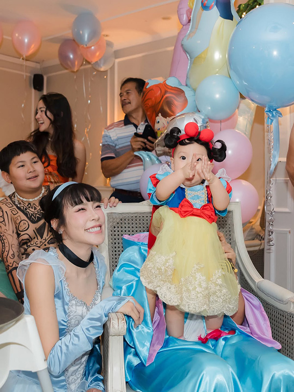 น้องโซอี้ ลูกสาว โจอี้ บอย - เตย เมษินี