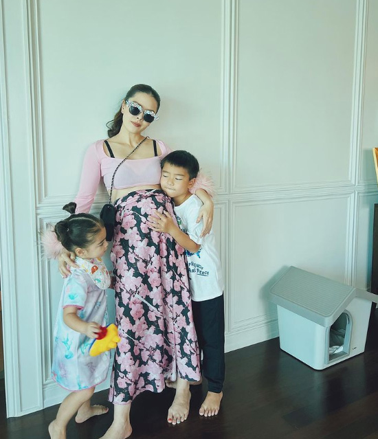 แม่ลูกดารา