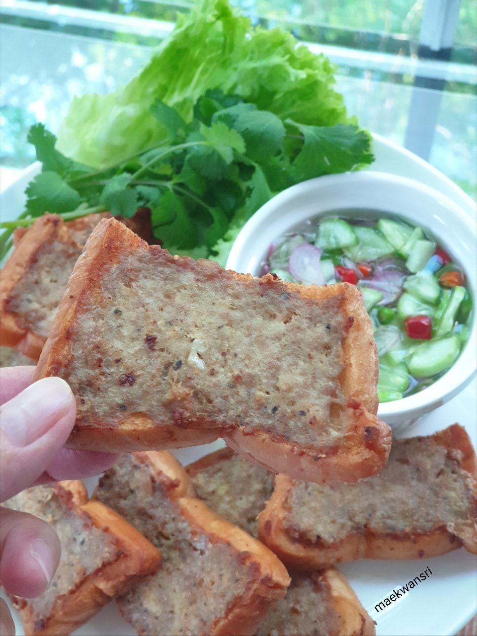 ขนมปังหน้าหมู