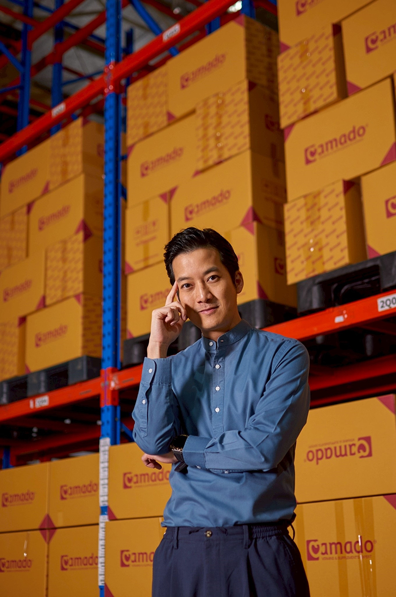 คนเป็นห่วง เชน ธนา โหมงานไลฟ์หาเงินใช้หนี้