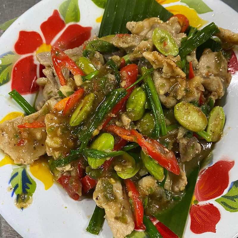 ครัวตังเก ขนอม