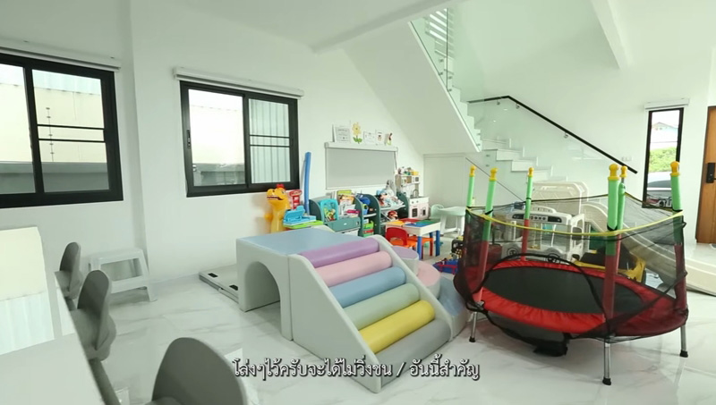 บ้าน อ้วน รังสิต ของเล่น