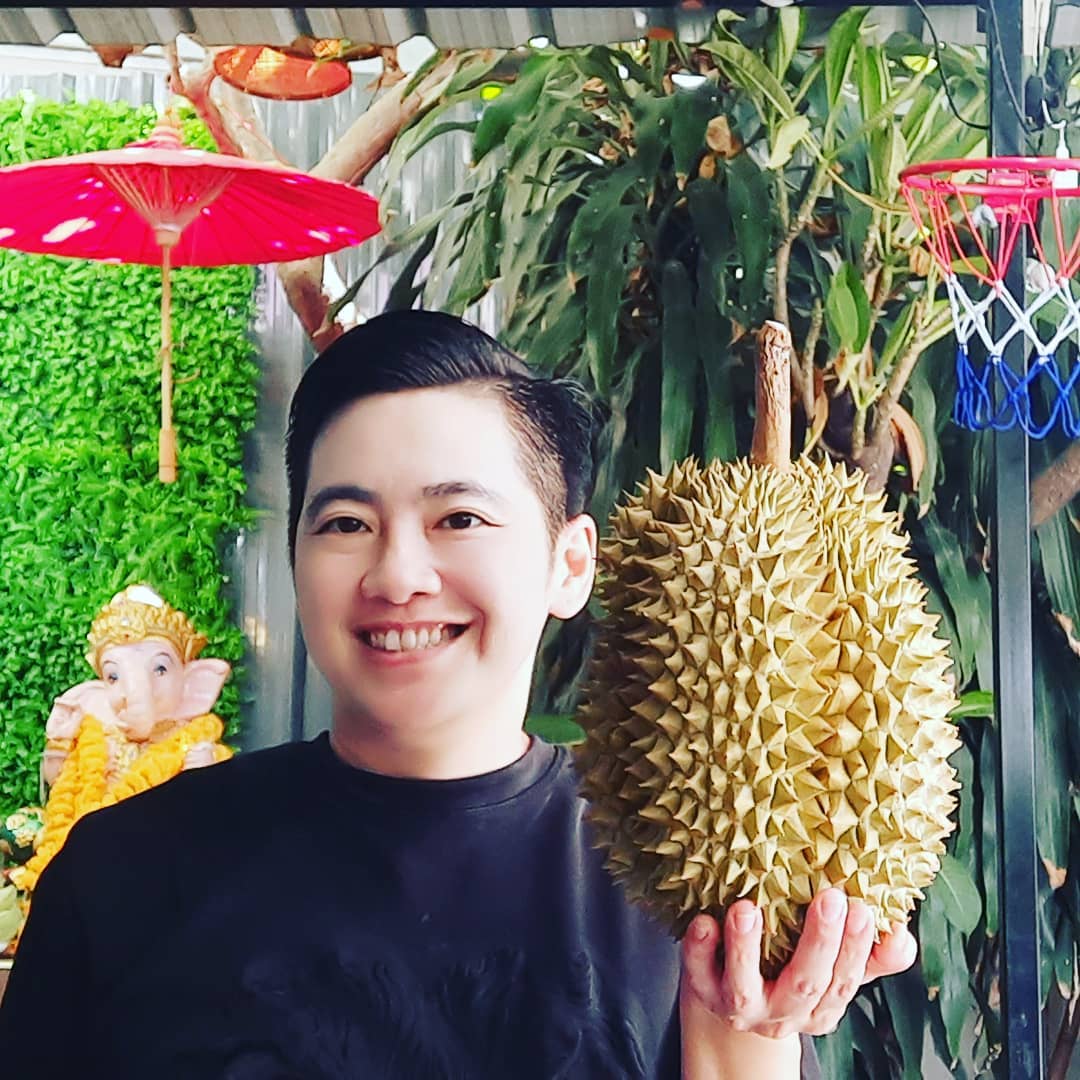 แว่น สิริรัตน์