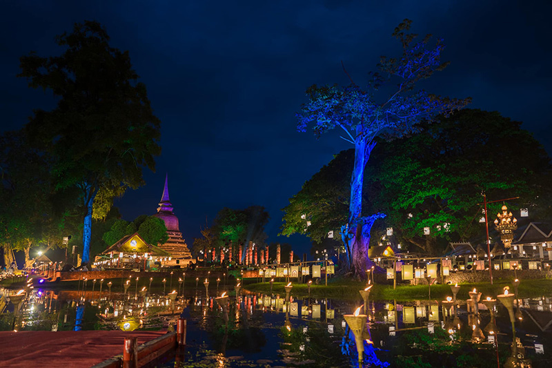 งานประเพณีลอยกระทงสุโขทัย