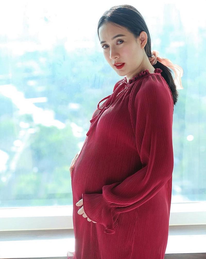 เบนซ์ มนัญญา