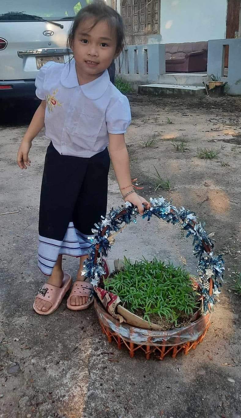 ให้ของขวัญครู