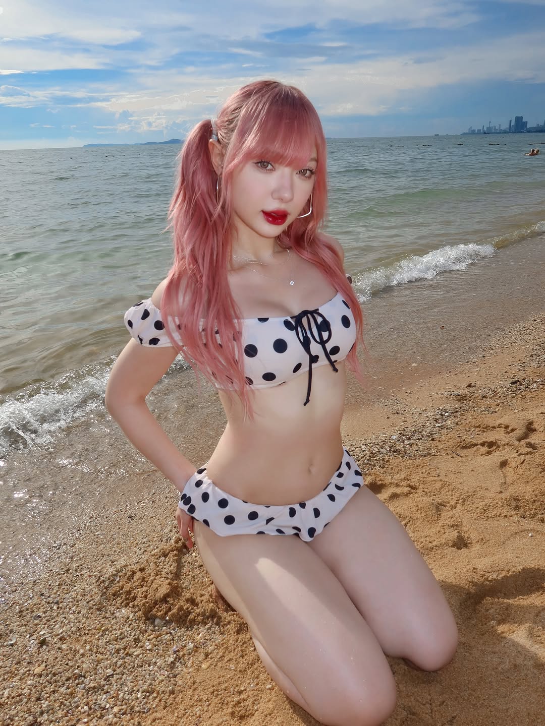 พลอยชมพู