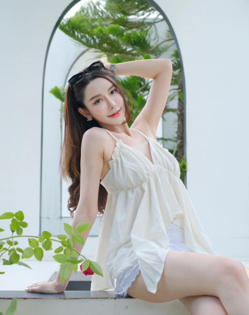 ฝน มาริสา ประวัติ