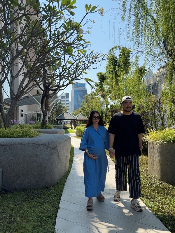 เนย วรัฐฐา คลอดลูกชายคนแรก