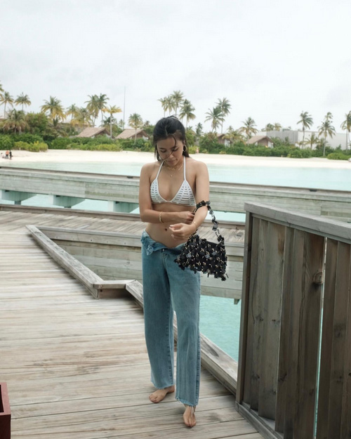 เพชร ภิพัชรา ประวัติ