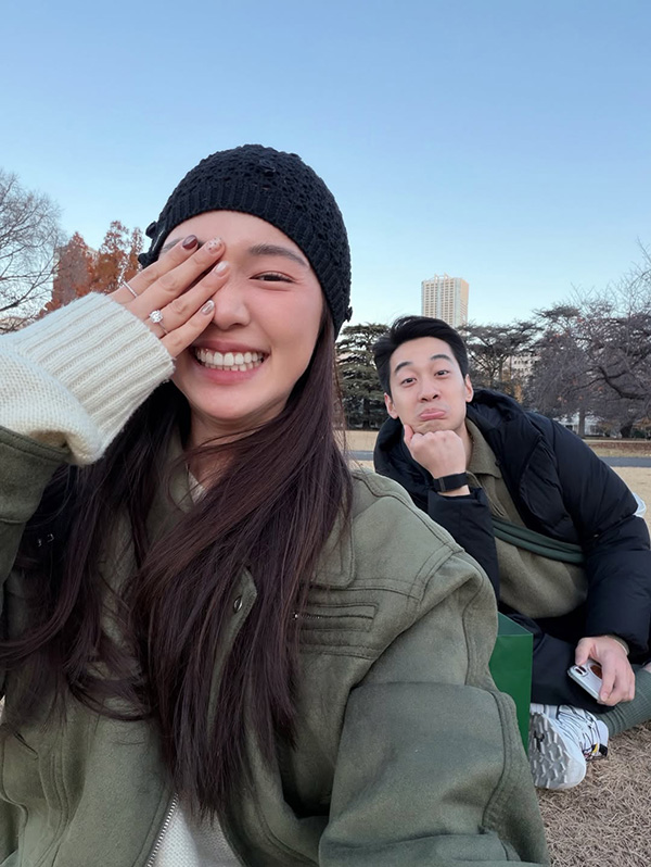 บัว นลินทิพย์