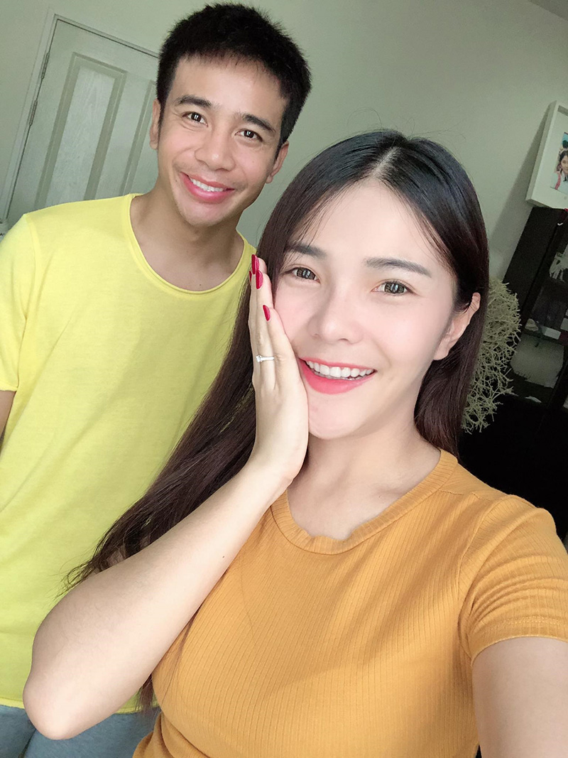 ก้อง ห้วยไร่ เบล ขนิษฐา