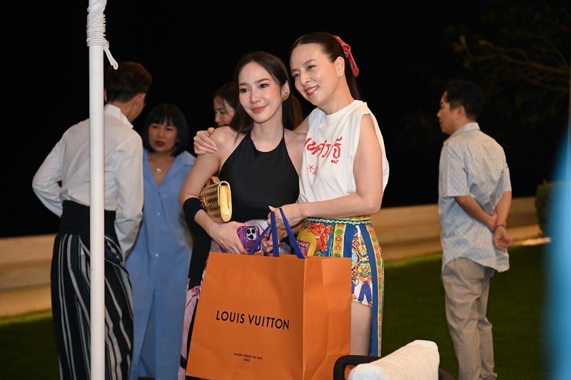 อั้ม พัชราภา มาดามแป้ง