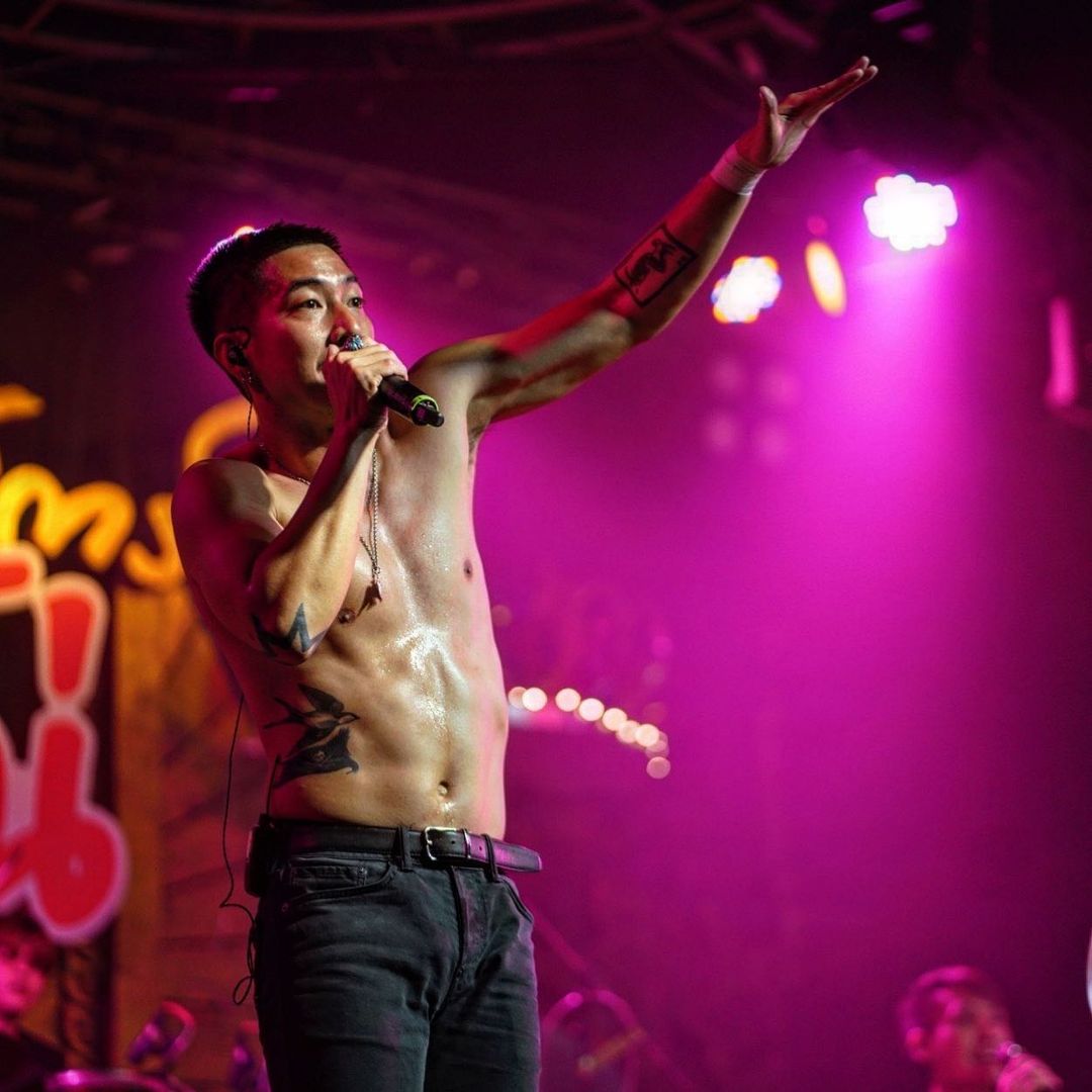 โตโน่ ภาคิน