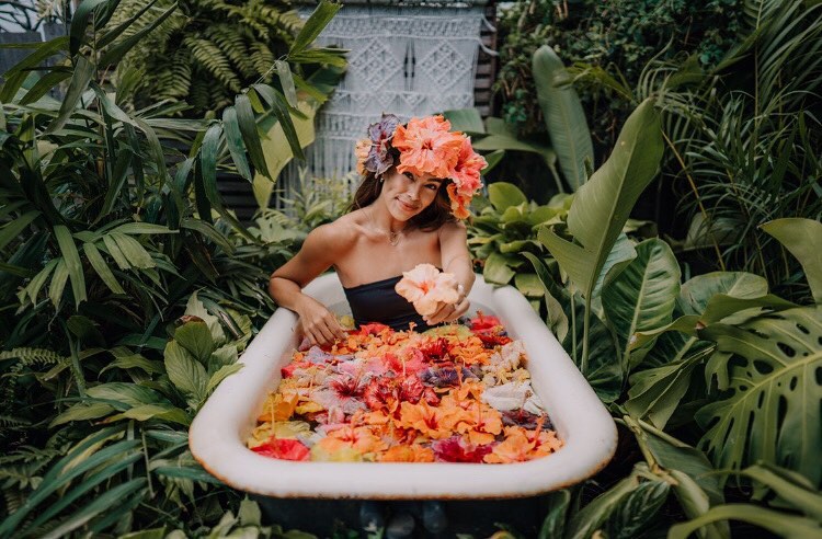 เทย่า โรเจอร์