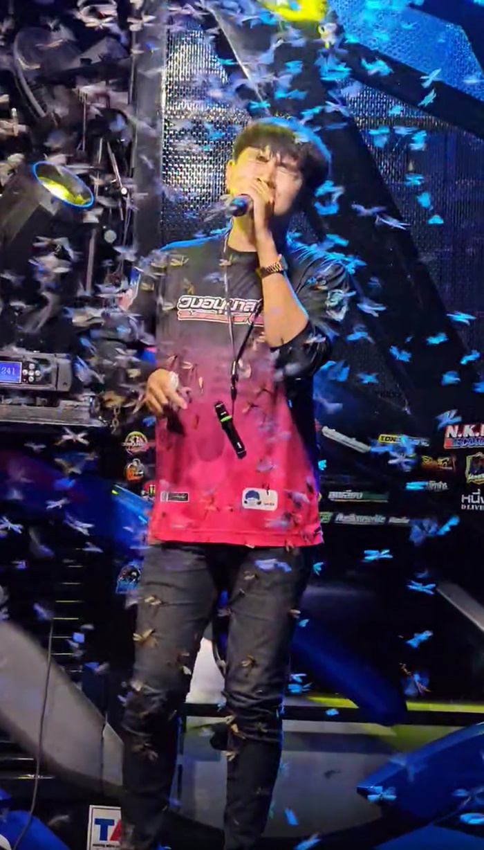 นักร้อง