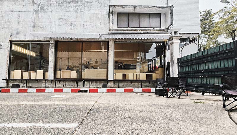 ร้าน Blendstorm Coffee Roasters 