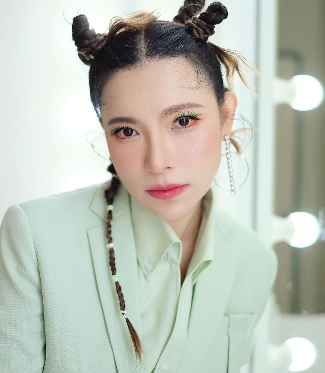 ต้นหอม ศกุนตลา