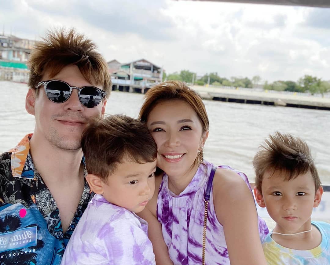  จอห์น วิญญู 