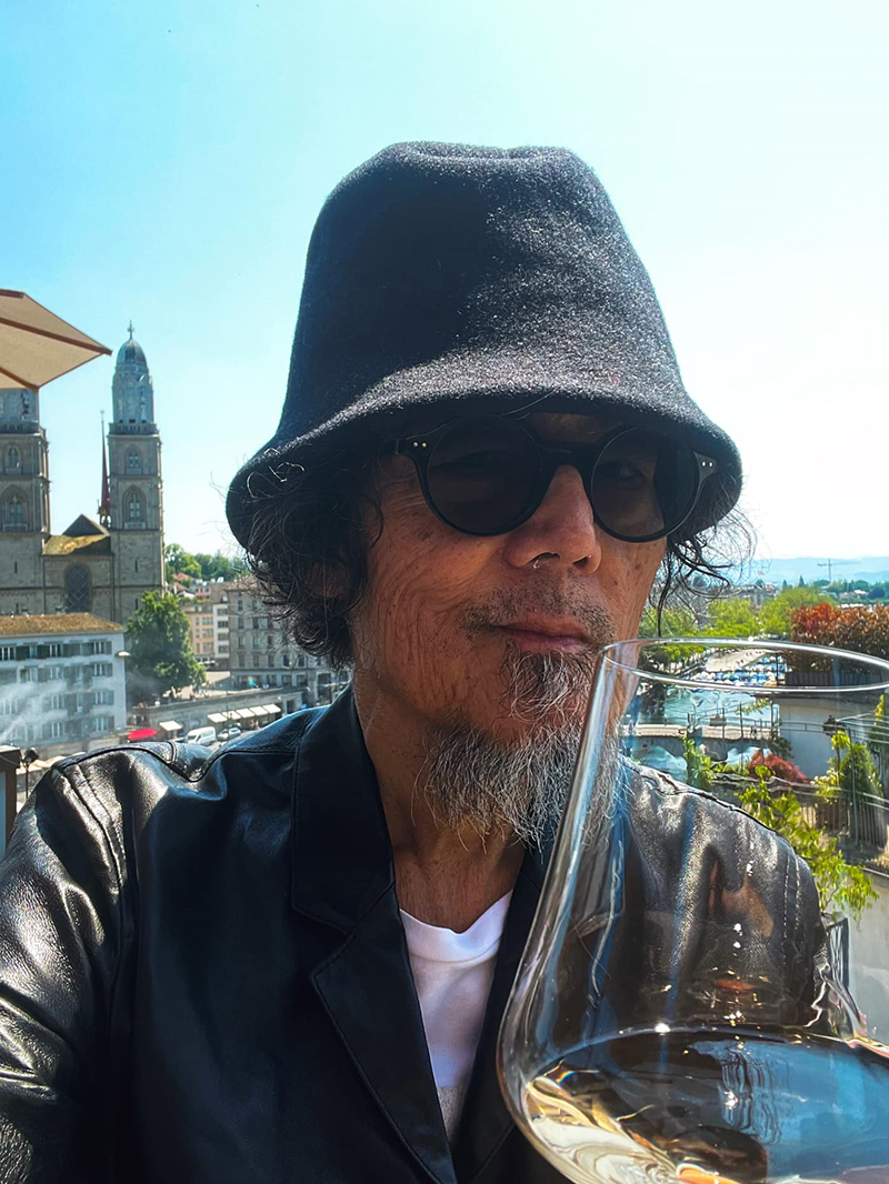 เพชร โอสถานุเคราะห์