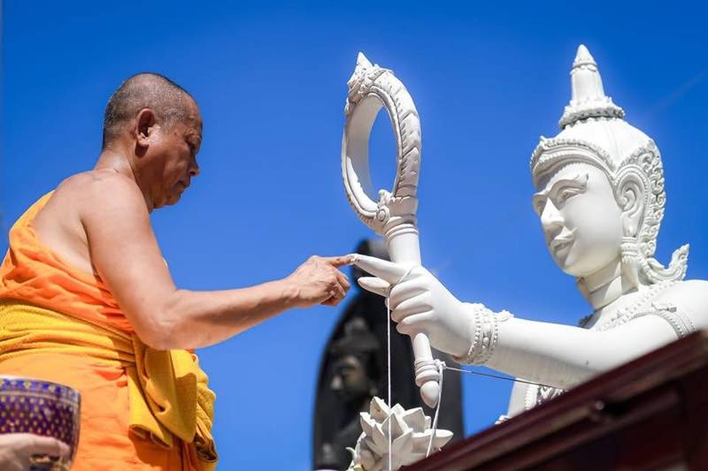 หลวงพ่ออิฏฐ์ เจ้าอาวาสวัดจุฬามณี 