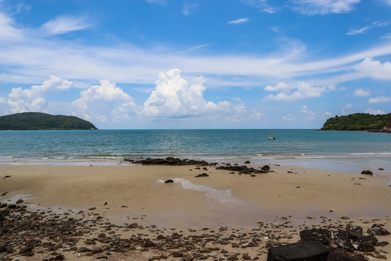 หาดเตยงาม จังหวัดชลบุรี