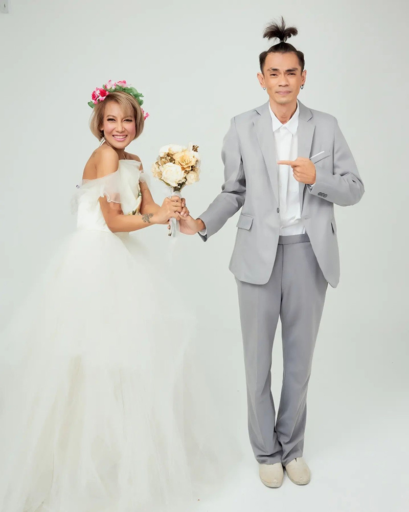 แจ๊ค เชิญยิ้ม 