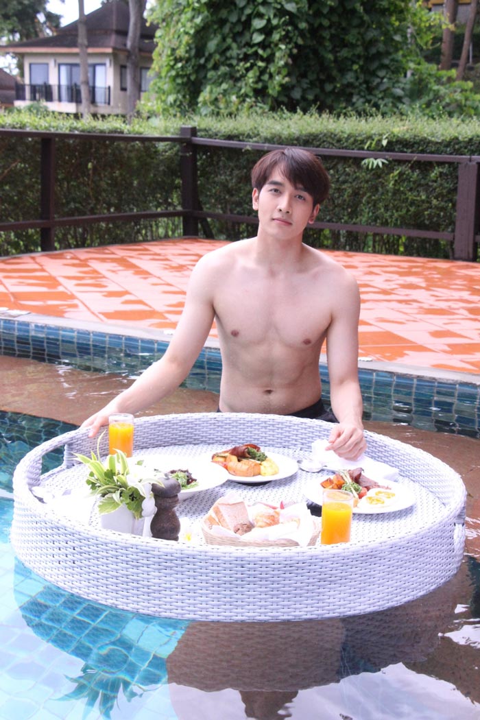 กองทัพ พีค