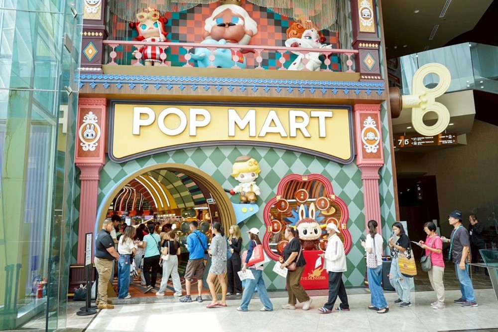 POP MART Global Landmark Store 