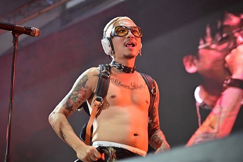 แจ๊ส ชวนชื่น