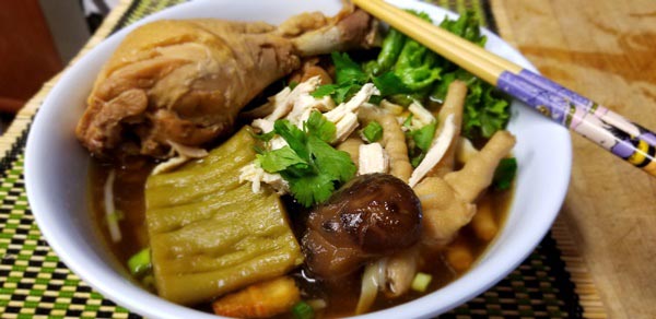 ก๋วยเตี๋ยวไก่