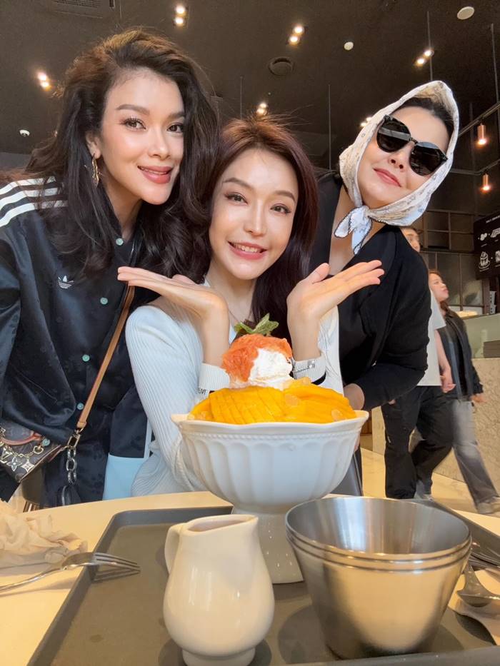 หมู พิมพ์ผกา