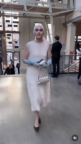 ชมพู่ อารยา ปารีส โอต์ กูตูร์ แฟชั่น วีกชมพู่ อารยา, ปารีส โอต์ กูตูร์ แฟชั่น วีก