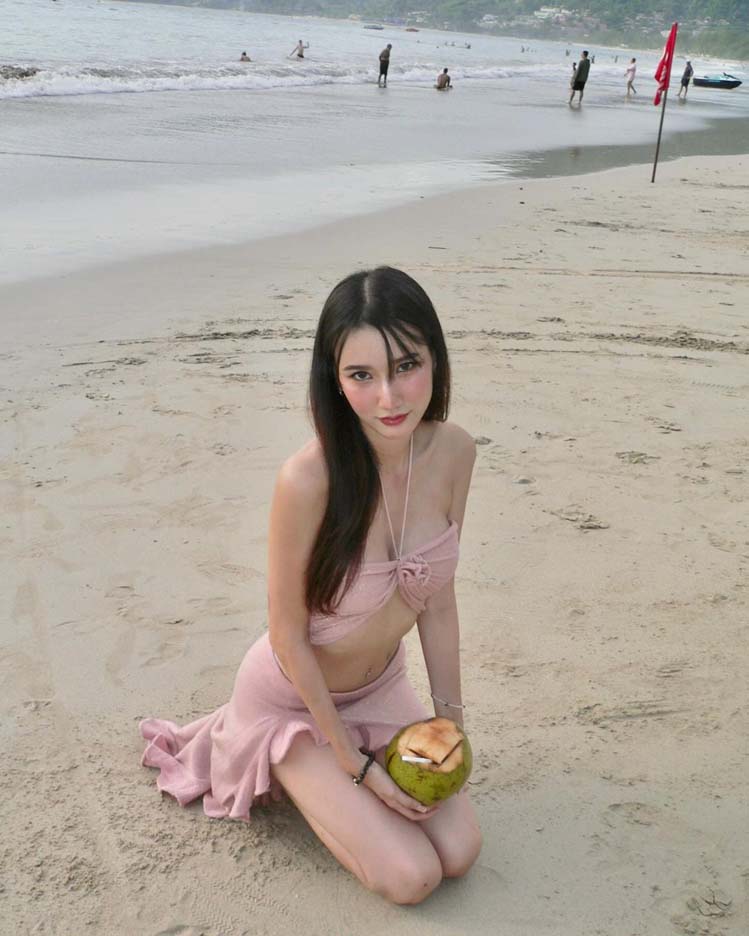 รุ้ง ชนัญญา