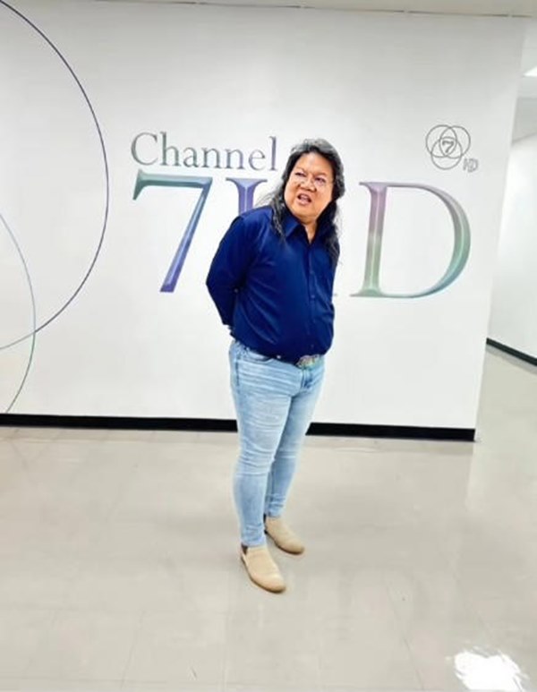 อ.ยิ่งศักดิ์ ยันไม่ได้ป่วย ไม่ออกจากวงการ ประกาศสู้กลับมาทำงาน