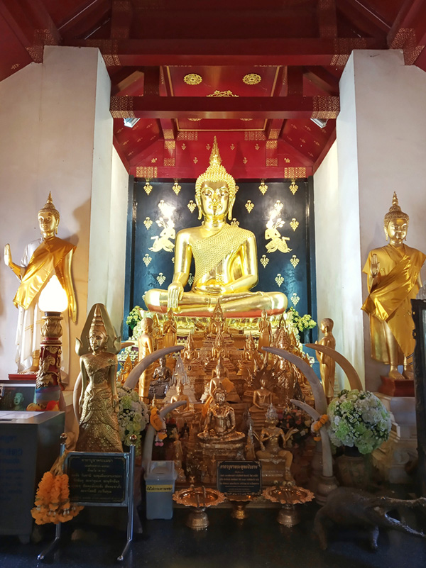 วัดพระศรีรัตนมหาธาตุวรมหาวิหาร