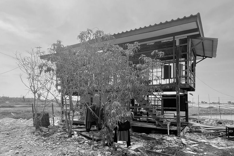 รีโนเวทบ้านพักครู รื้อถอน