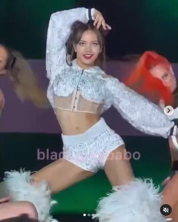 ลิซ่า BLACKPINK