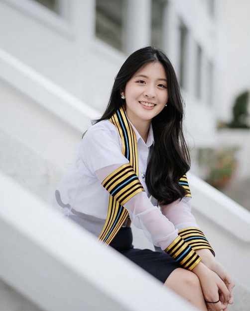 จินนี่ ยศสุดา