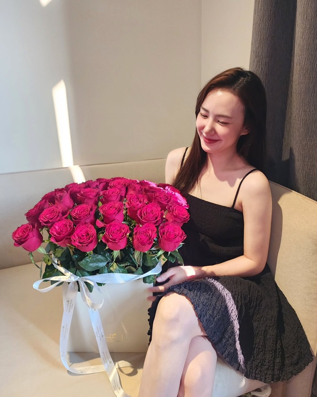 ลิลลี่ ภัณฑิลา ตอบความสนิท มารี - เชอรีน