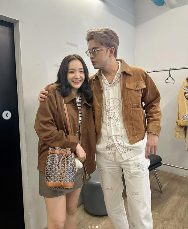 สารวัตรบีบี โพสต์ภาพคู่ ว่าน ธนกฤต ก่อนขึ้นคอนเสิร์ต