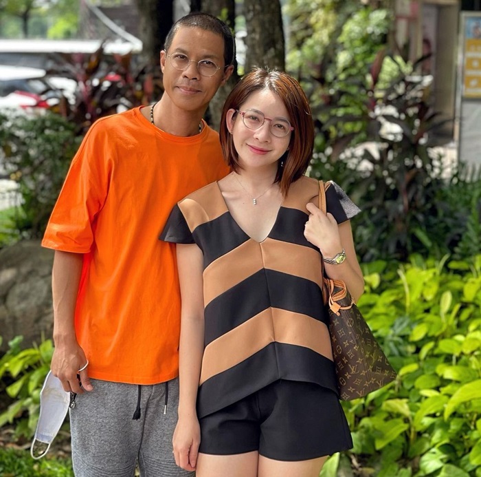 หนึ่ง จักรวาล