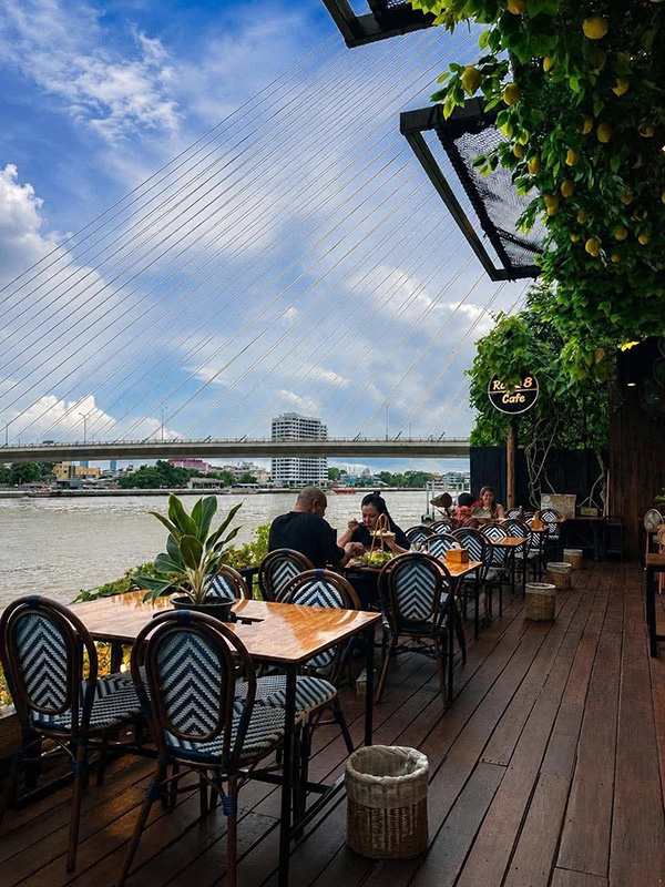 ร้านอาหารริมน้ำ ชมขบวนเรือพยุหยาตราทางชลมารค 2569