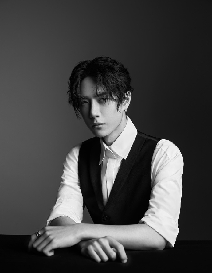 หวังอี้ป๋อ wang yibo