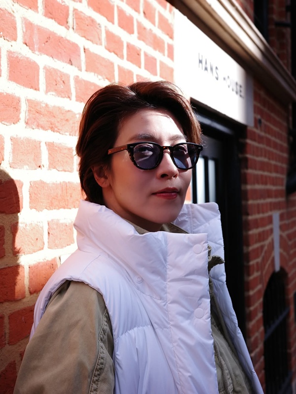 เชียร์ ฑิฆัมพร ควง หมิว รังสินี แจกโมเมนต์มุ้งมิ้ง ๆ ที่อังกฤษ  