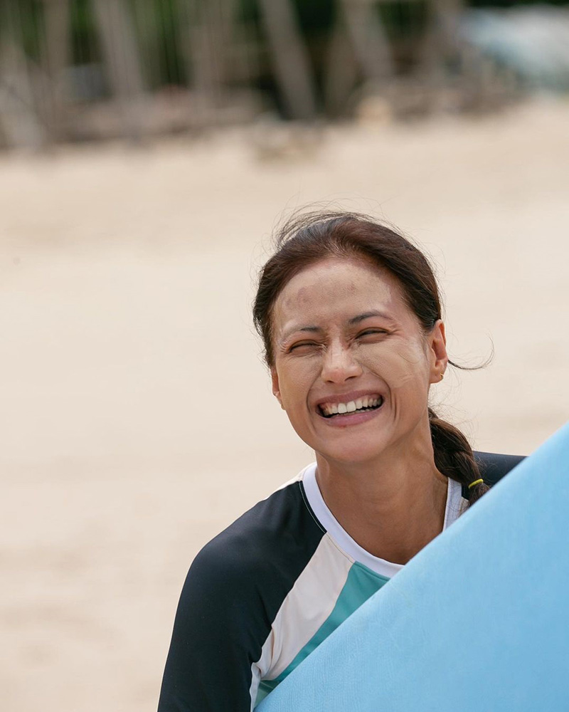 น้ำฝน กุลณัฐ