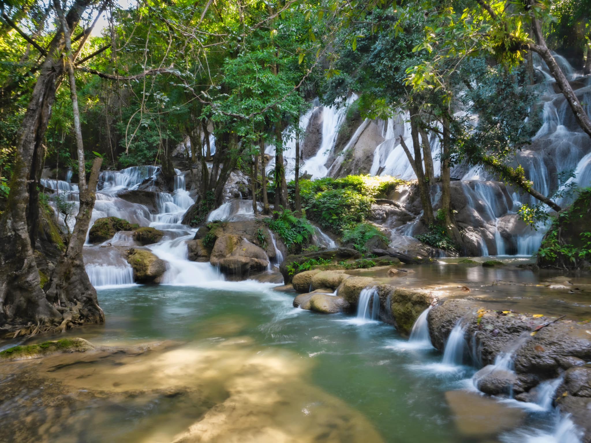 น้ำตกผาตาด