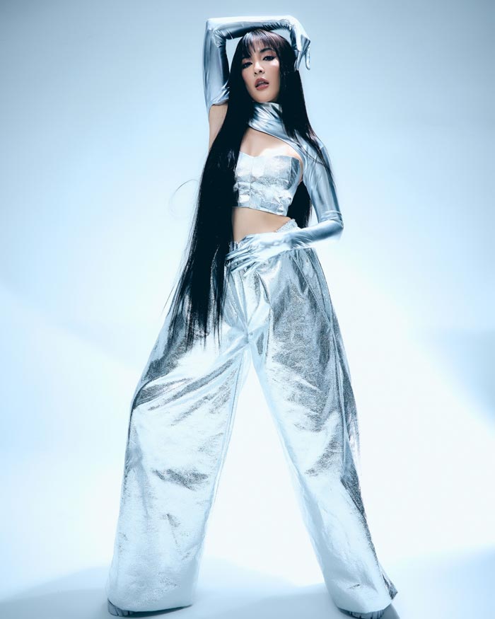 พิ้งค์กี้ สาวิกา